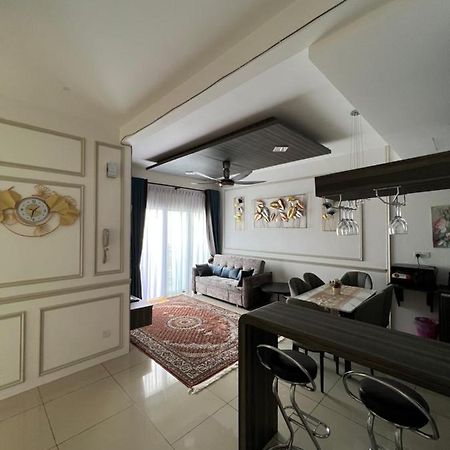 Ourstay @ Swiss Garden Residence Kuantan Bagian luar foto