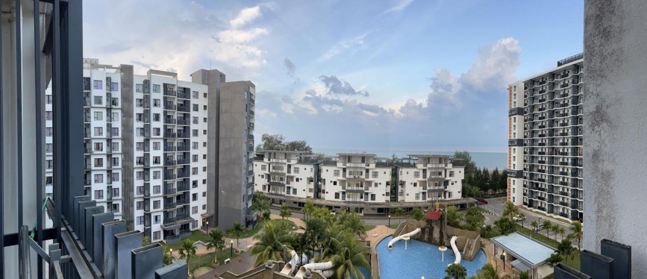 Ourstay @ Swiss Garden Residence Kuantan Bagian luar foto